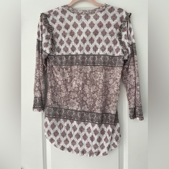 David Cline ruffle shirt from Barbara Katz - Picture 7 of 7